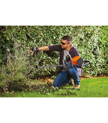 Tagliasiepi a batteria Oleo-Mac HCi45