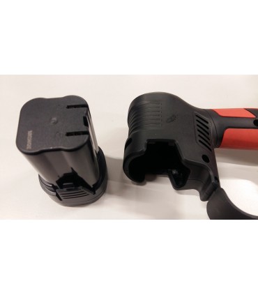 MOTOSEGA A BATTERIA  BLUE BIRD CS 22-06 CON 2 BATTERIE E CARICA BATTTERIA - 887420