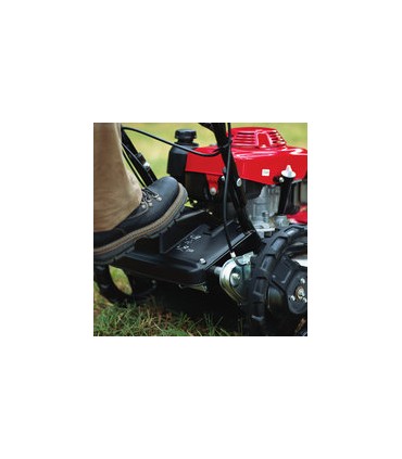 DISTRUGGIERBA HONDA UM616 PROFESSIONALE,61 CM TAGLIO,MOTORE GXV160,5,5CV BENZINA,AVANZAMENTO IDROSTATICO,CON FRENO SULLE 2 RUOTE