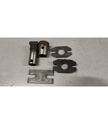 ARATRO ROGA  MONOVOMERE AM8 PER MOTOCOLTIVATORE 8 HP,COMPLETO DI ATTACCO E FLANGIATURA STANDARD