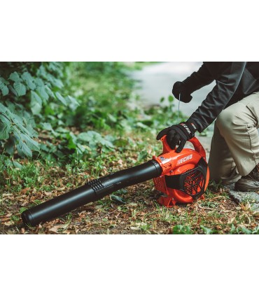 SOFFIATORE ECHO PB2520,CILINDRATA 25CC,POTENZA 1,23CV,PESO 3,9KG, VELOCITA ARIA 76MT/SEC,VOLUME ARIA 768M³/H. -PB2520-