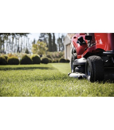 TRATTORINO HONDA HF2625HM,AVANZAMENTO IDROSTATICO,LARGHEZZA TAGLIO122CM ,MOTORE GCV690 BENZINA,BICILINDRICO,RACCOLTA/MULKING,PES