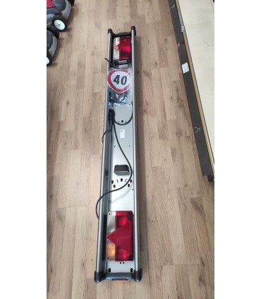BARRA LUCI REMP PER RIMORCHIO AGRICOLO LARGA 1700mm COMPLETA DI CAVO E SPINA  LUNGO 7000mm -01186000-