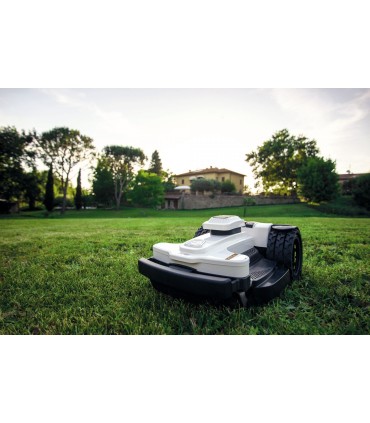 AMBROGIO ROBOT 4.36 ELITE ,POWER UNIT ULTRA PREMIUM,TAGLIO 6000 MQ,SISTEMA GPS/GSM,BATTERIA 25,9V 10,35 AH,PESO 18 KG. AM4.36ELI