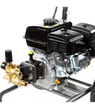 IDROPULITRICE OLEO-MAC PWX 200 C,PRESSIONE 200 BAR,PORTATA 720L/H,ACQUA FREDDA,MOTORE BENZINA 6CV,PESO 36KG. PWX200C-