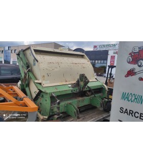 TRINCIA AMAZZONE PER TRATTORE SERIE  GH CON RACCOLTA E SCARICO ALTO