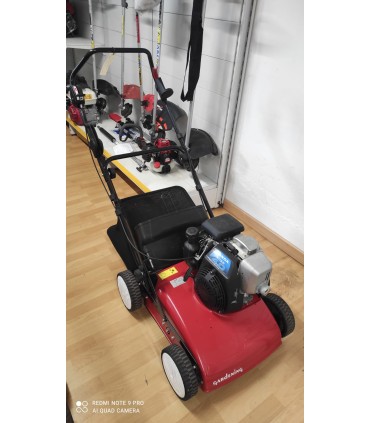 ARIEGGIATORE GARDENITALIA VG40B,MOTORE HONDA GC135,LARGHEZZA LAVORO 40CM.